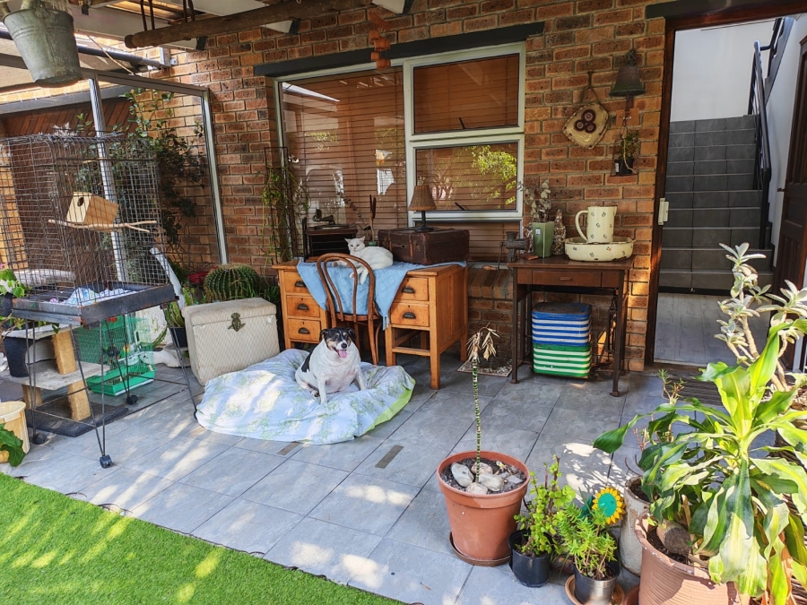 4 Bedroom Property for Sale in Klein Berlyn Western Cape